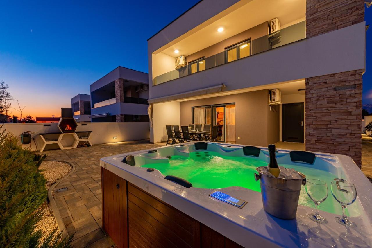 Villa Elite Вир Экстерьер фото