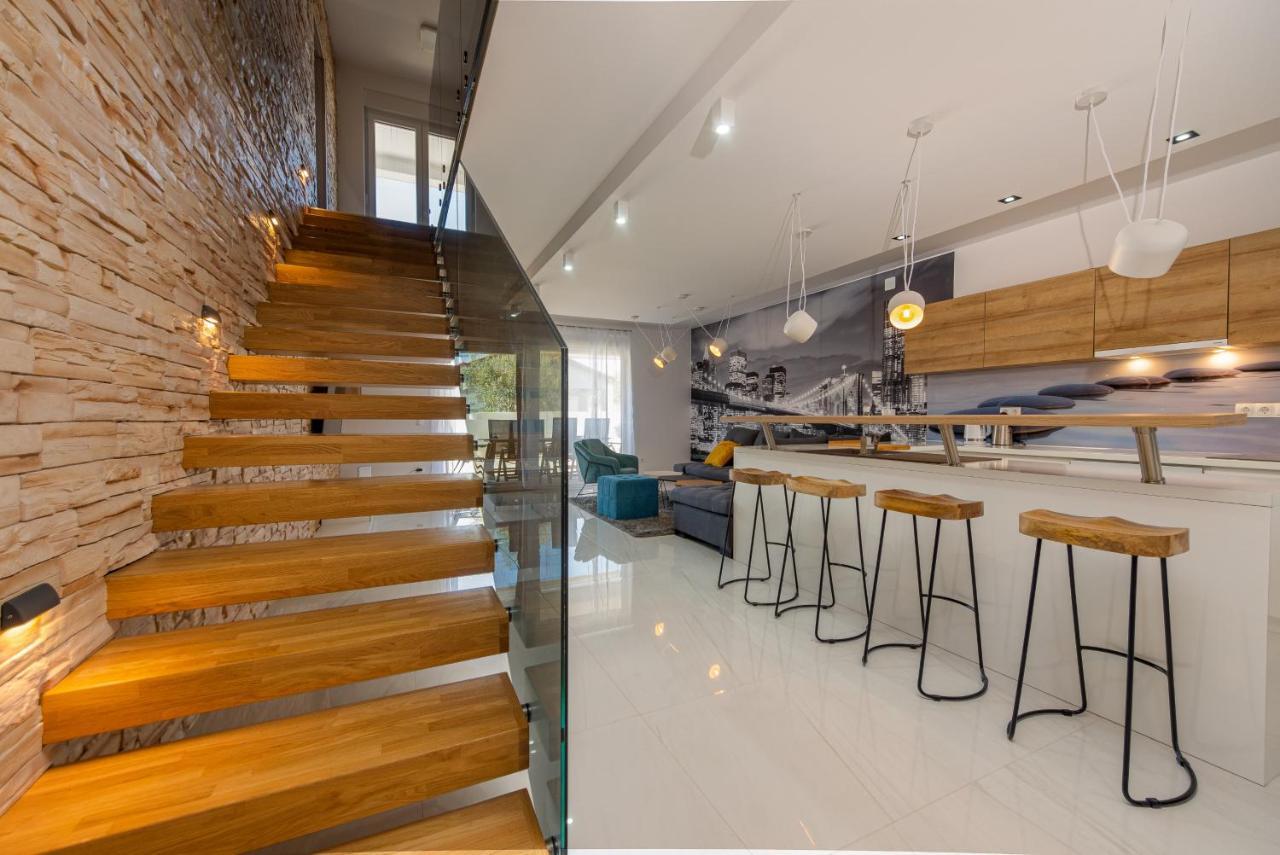 Villa Elite Вир Экстерьер фото