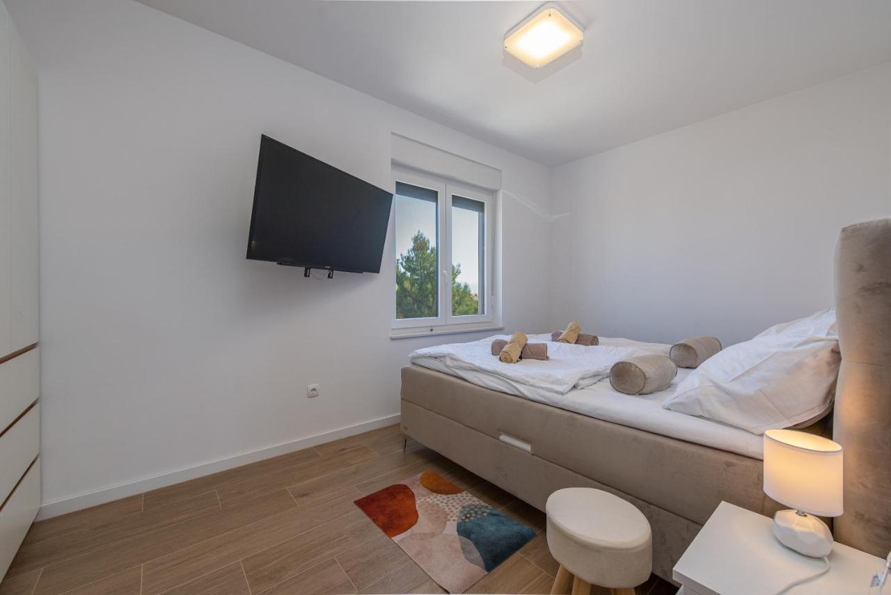 Villa Elite Вир Экстерьер фото
