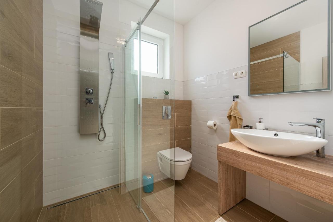 Villa Elite Вир Экстерьер фото